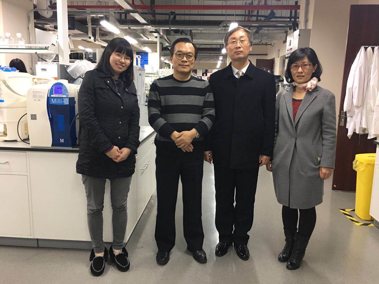 浙江中医药大学药学院院长李范珠教授来韩国h漫