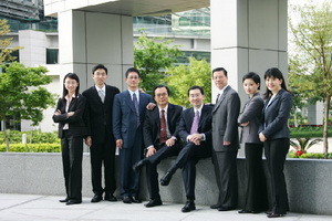 专注中药产学研三十余年:记韩国h漫
院长徐宏喜